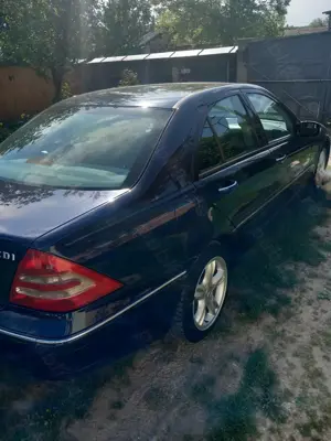 Mercedes benz c200 cdi an 2003 cu 232000 km