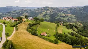 10.335 mp + imobil, splendoare si regasire in mijlocul naturii, Poiana Marului - imagine 13