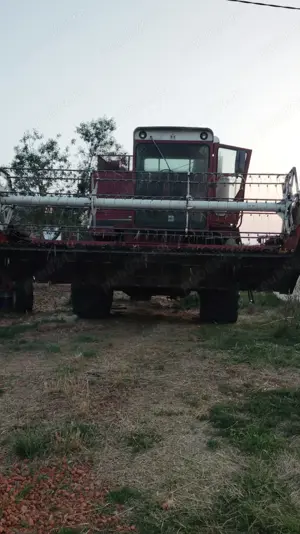 Vând combina internațional 1460