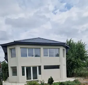 Vând casă (sau schimb cu apartament), în Păltinișu, com. Perieți,