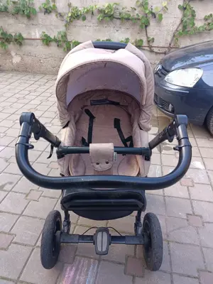 Vând cărucior 3 in 1, pliabil, in stare foarte buna