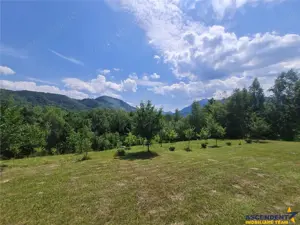 FILM! Oaza paradisiaca cu lac, vedere catre Bucegi, Glajerie  Rasnov, pretabil Casute Pensiune - imagine 12