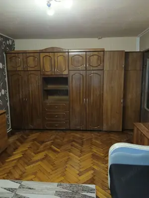 Închiriez apartament cu 2 camere - imagine 2