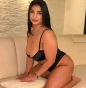 partyy nouă in oraș 