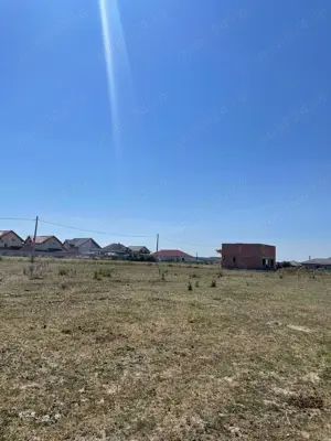 Vând teren 1108 mp Sânmartin zona străzii Decebal