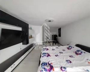 Casa individuala la intrare in Sag, teren de 1.800 mp,  comision 0