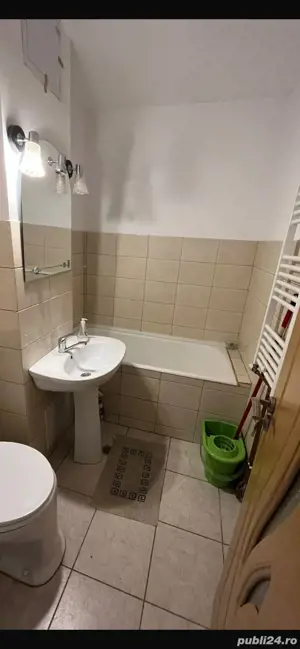 vand ap 2 camere zona Adriatica - imagine 2