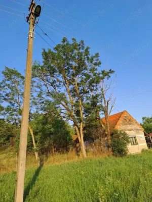 Teren cu construcții de vânzare - imagine 9