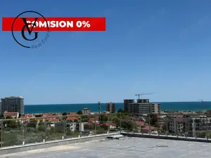 Penthouse - Vedere catre lac si mare - Terasa 250 mp -Mamaia Sat