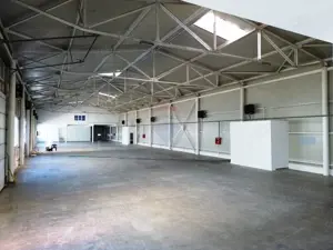 DE VÂNZARE – Hală industrială + birouri | Tirighina | Teren 9.533 mp