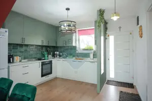 Casă cu 4 camere de vânzare - Ready to Move, în Nojorid