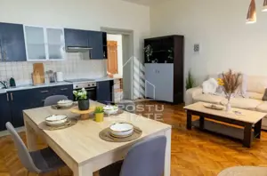 Apartament cu farmec istoric, Piața Victoriei, 63 mp utili , lift - imagine 5