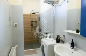 Apartament cu farmec istoric, Piața Victoriei, 63 mp utili , lift - imagine 10