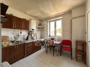 4 camere decomndat Piața Unirii | Terasă, parcare în curte securizata. - imagine 3