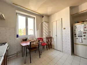 4 camere decomndat Piața Unirii | Terasă, parcare în curte securizata. - imagine 4