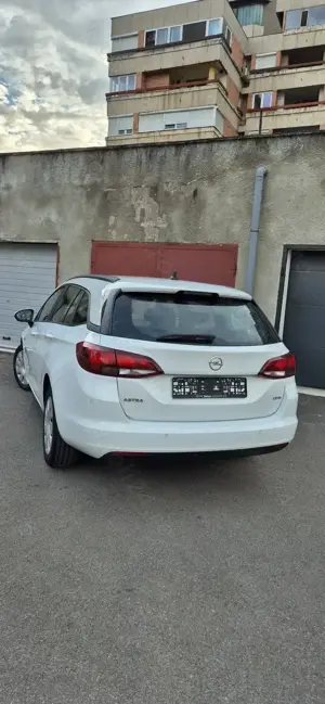 Opel Astra K 2017 - imagine 3