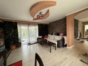 Casă Individuală Complet Mobilată & Utilată Moșnița Nouă, Vatra Satului - imagine 5