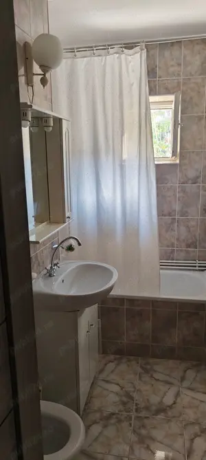 Vand apartament cu 2 camere - imagine 8