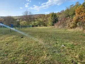 Vând teren intravilan