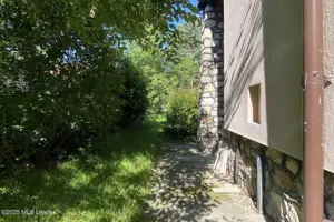 Bran - Casa pe strada Valea Portii, 223 mp, 4 dormitoare - imagine 16