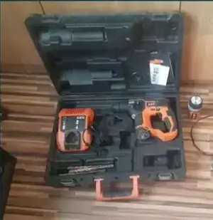 Rotopercutor bormasina AEG BBH12 12v + incarcator+acumulator+ lanterna