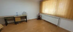 Spațiu Birou Cabinet Consultanță Vizibilitate Maximă B-dul Coșbuc (Tiglina2) Parter, Vedere Stradală - imagine 4