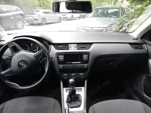 Vand autoturism Skoda Octavia 1.6D an 2016 - imagine 9