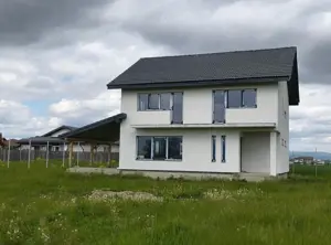 Casa intre Sanpetru si Bod - imagine 2