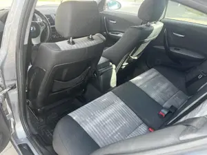 Vând bmw seria 1 e87 - imagine 2