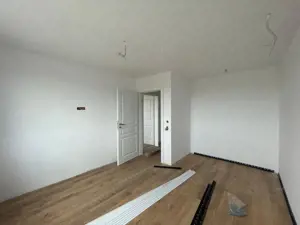 Duplex 4 camere - Urseni - 5 minute de Timisoara - imagine 8