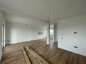 Duplex 4 camere - Urseni - 5 minute de Timisoara - imagine 2