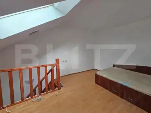 Oportunitate de investitie - Apartament de 2 camere, 36 MP, zona Nicolina - imagine 4