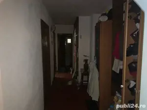 vand apartament