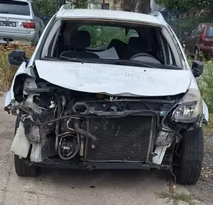 Dezmembram RenaultClio 3 combi - imagine 4