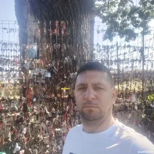 ofer servici în constructi 