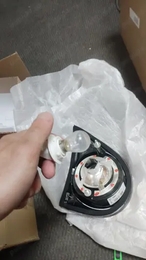 Stopuri Led Golf 5  Valeo - imagine 5 Stopuri Led Golf 5  Valeo - imagine 5