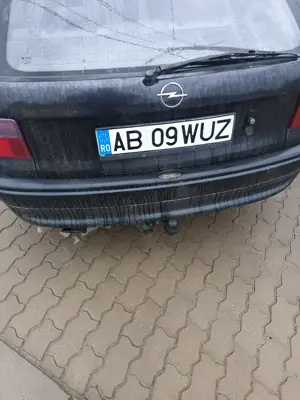 Vând opel astra f - imagine 3 Vând opel astra f - imagine 3