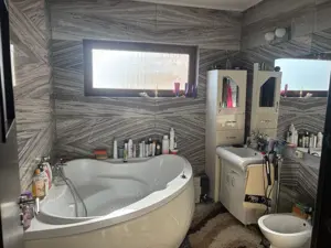 Vând casa Victoriei - imagine 6