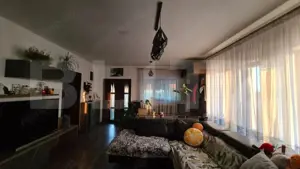 Casă de vânzare, 153 mp, teren 500 mp, Cartierul Marcus  - imagine 3