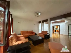 Casa de inchiriat in zona Damaroaia