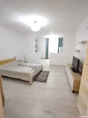 Garsoniera spațioasă,34 mp moderna, et.1,zona stația Flora, Tatarasi 