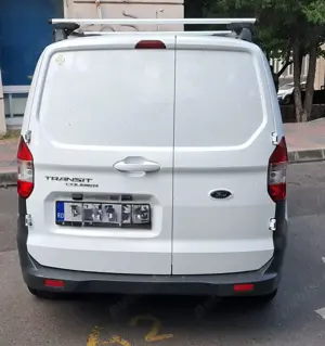 Autoutilitară Ford Transit Courier - imagine 4