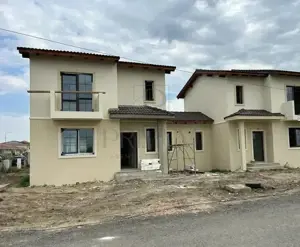 Duplex individual - toate utilitatile - zona excelenta - personalizare interioara