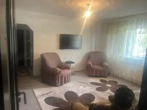 Apartament semidecomandat 55 mp, cv9