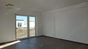 Super Oferta Casa cu 4 camere 2 bai Teren 409mp in Comuna Vidra - imagine 9