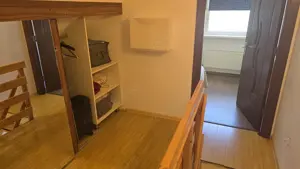 Vand apartament 3 camere cu scara interioara, pe 2 nivele in Deva, zona Minerului - imagine 8
