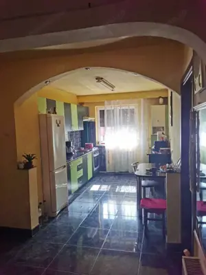 Apartament 3 camere, zona Grigore Alexandrescu