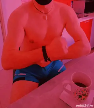 Sunt pasiv Caut activ, discreție și igiena. Jud Botoșani. 