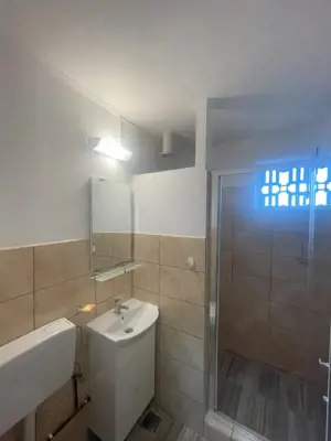 Apartament de vanzare, cu 2 camere semidecomandat, 52 mp, zona ultracentrala - imagine 6