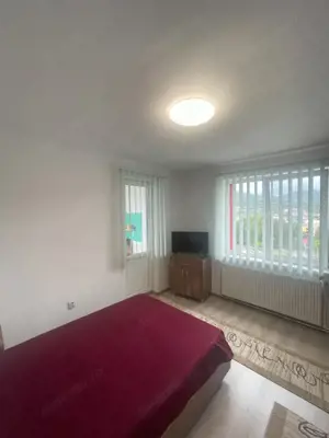 Apartament de vanzare, cu 2 camere semidecomandat, 52 mp, zona ultracentrala - imagine 4